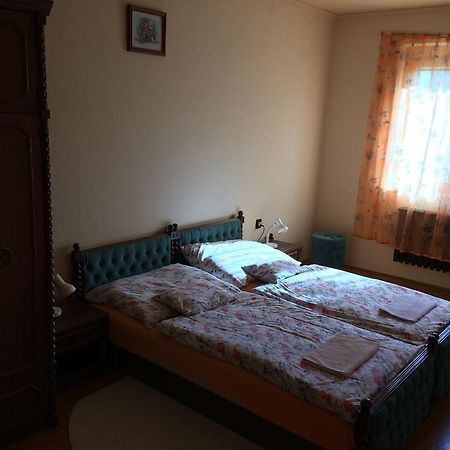 Margareta Apartman Sarvar Exterior foto