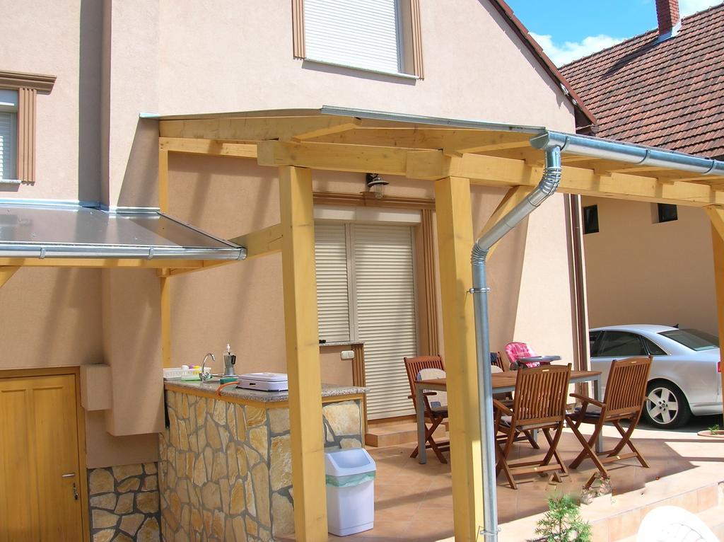 Margareta Apartman Sarvar Exterior foto