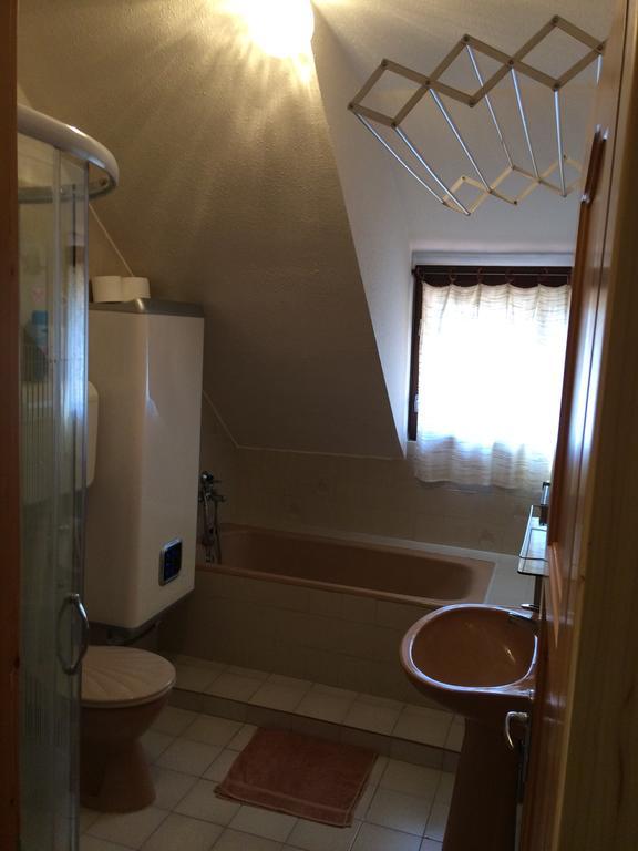 Margareta Apartman Sarvar Exterior foto